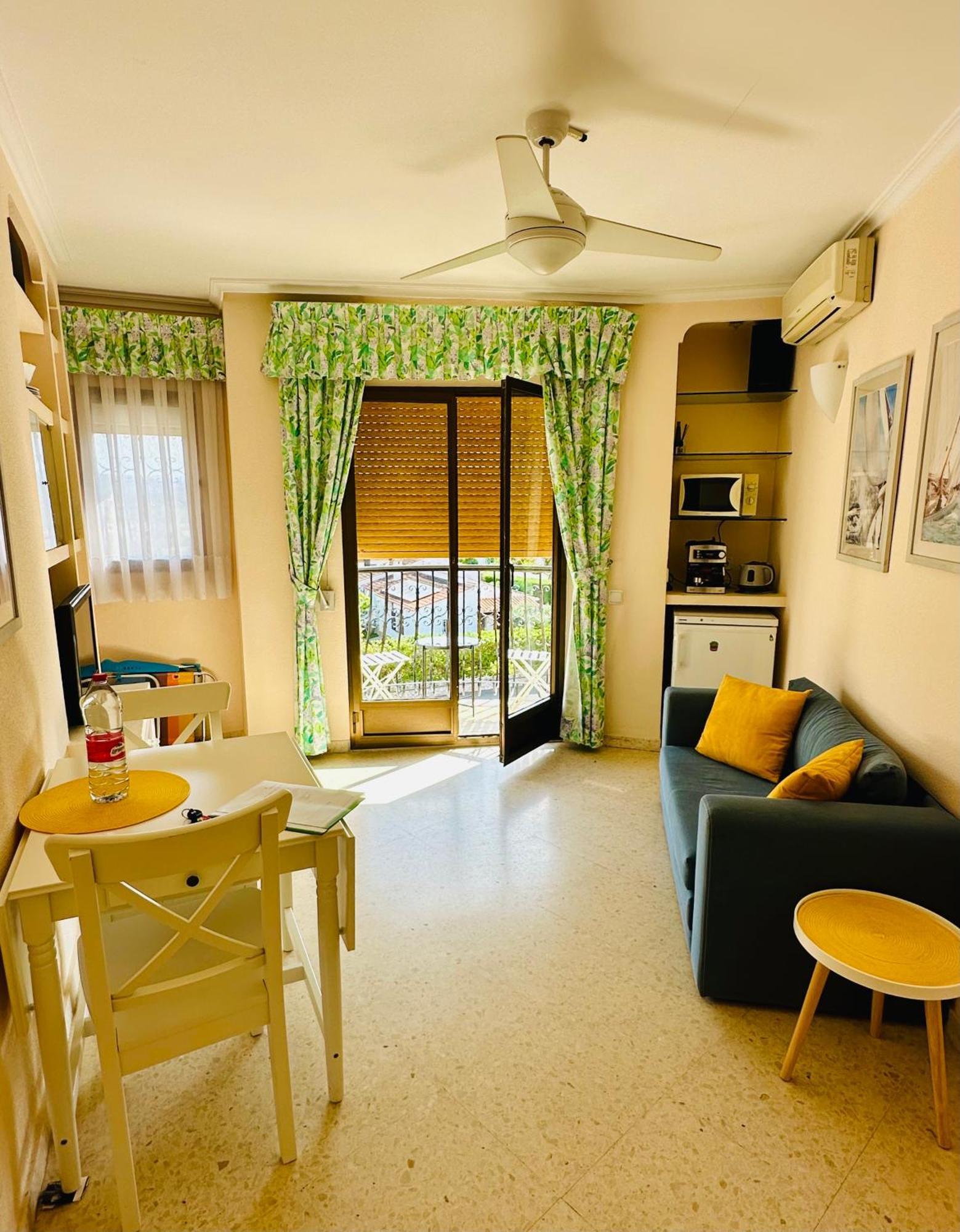 La Urbanizacion Cerca Del Mar Apartment Denia Exterior photo